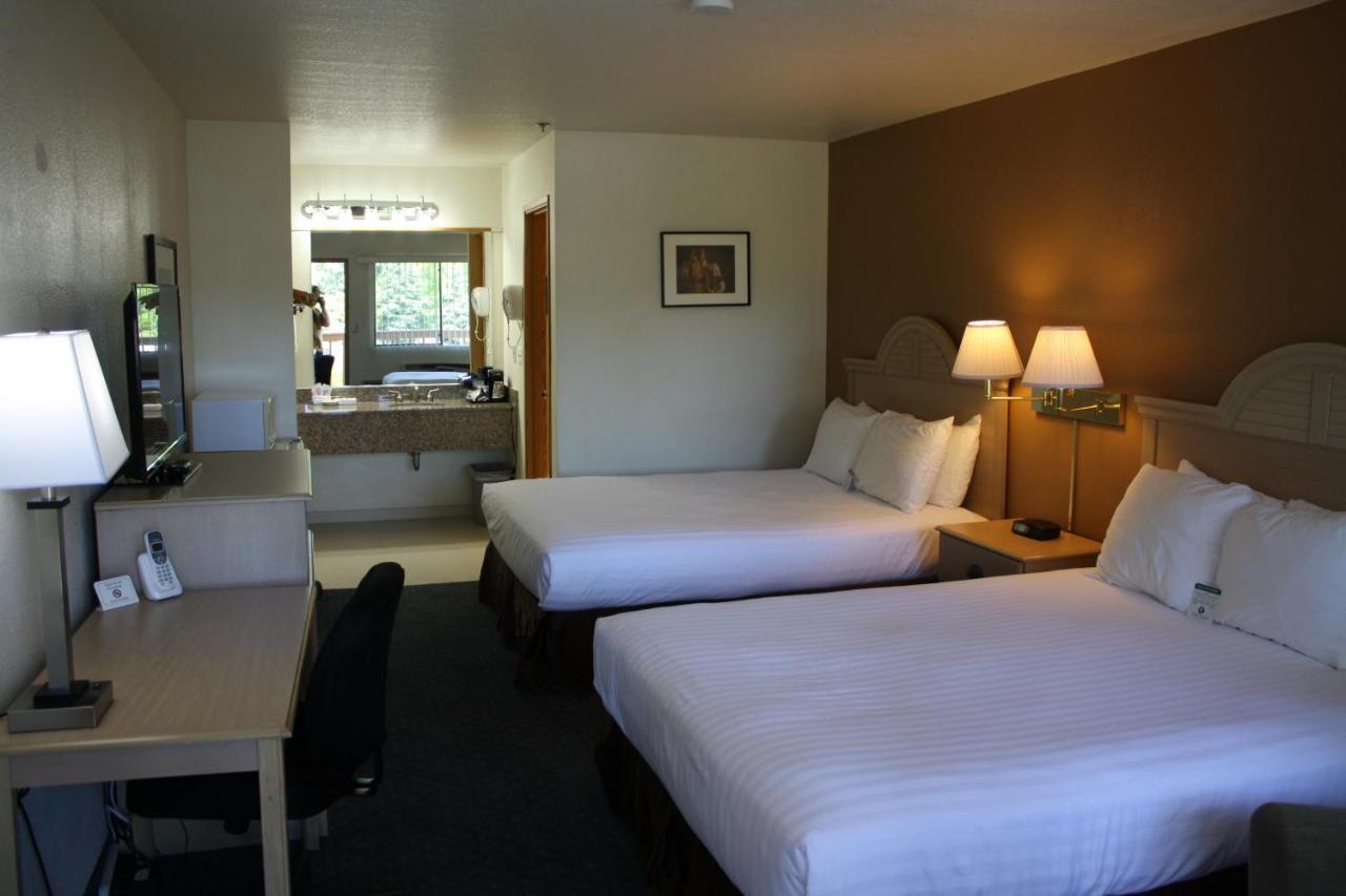 Lewis River Inn Вудленд Экстерьер фото